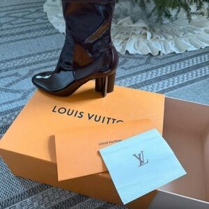 Louis Vuitton Shiny Black Heeled Boots
